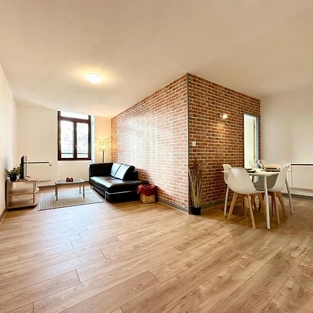 Ferienwohnung La Confluence - Vue Imprenable & Hyper Centre Mont-de-Marsan Exterior foto