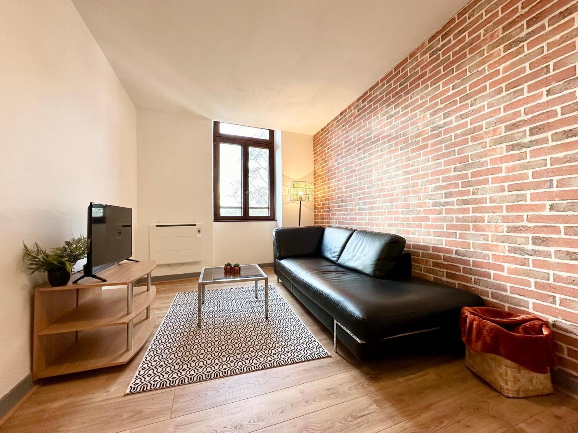 Ferienwohnung La Confluence - Vue Imprenable & Hyper Centre Mont-de-Marsan Exterior foto